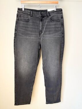 American Eagle Mom Jeans